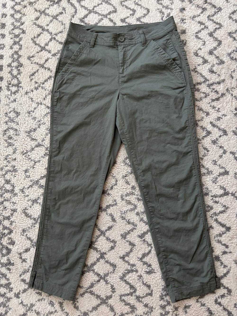 Women's Eddie Bauer Straight Leg Jeans in Olive